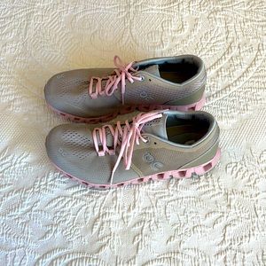 Women’s ON Running Shoes: Cloud X